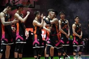 壹号娱乐电竞关于国际比赛日CBA常规赛焦点战，皇家马德里迎来里程碑，赛场秩序良好，球队文化再被提及的信息