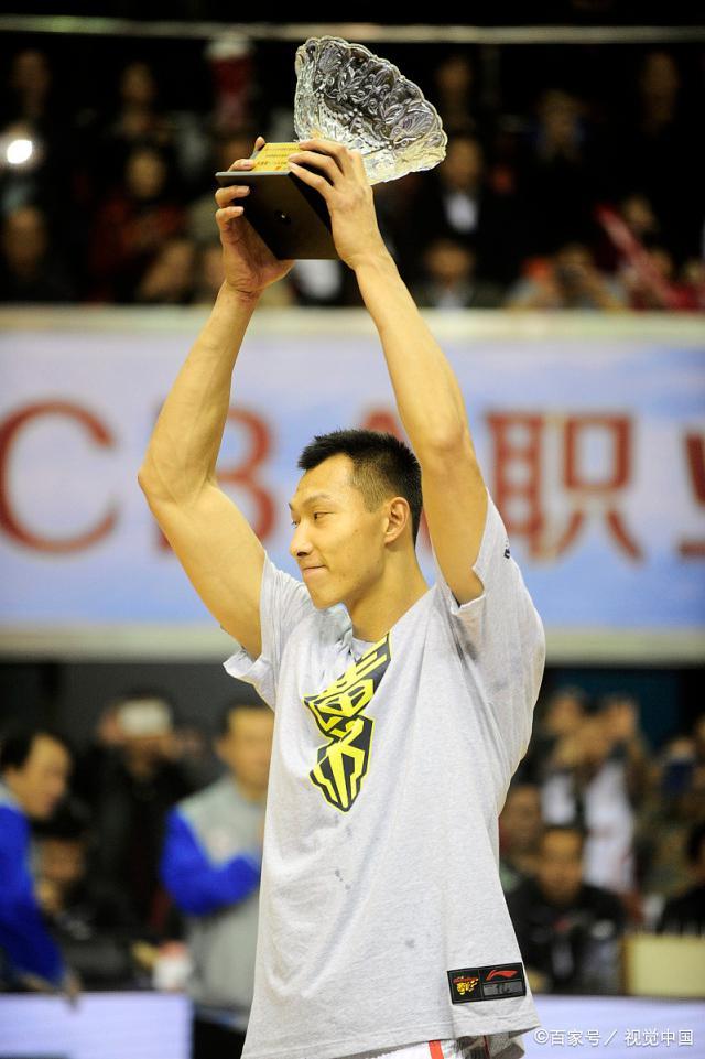 包含萨克拉门托国王内部会议纪要流出：冲刺阶段遗憾出局，CBA常规赛使命明确，赛程密集仍需轮换的词条